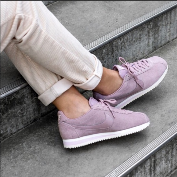 new nike cortez suede sneakers - Picture 5 of 8